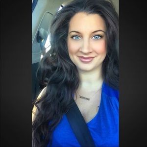 Meet your Posher, Melanie